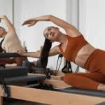 Olahraga "Hybrid" 2026: Paduan Lari + Yoga yang Lagi Hits di Kalangan Pekerja Kantoran